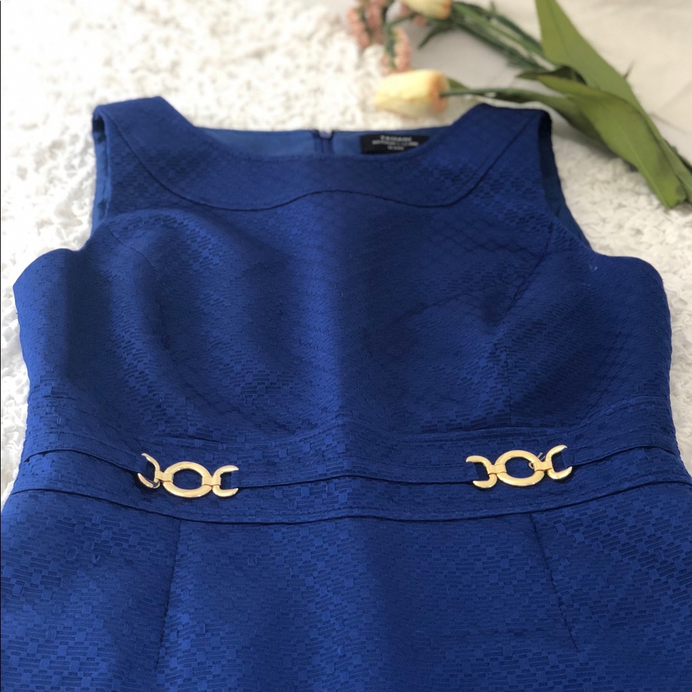 TAHARI DRESS - Picture 2 of 5